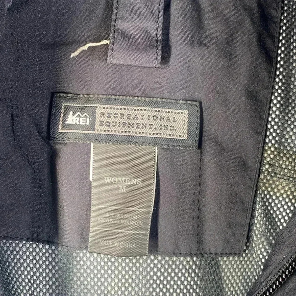 REI Women’s Outdoor Multi pocket Windbreaker Jacket Black Gray Medium - Picture 7 of 8